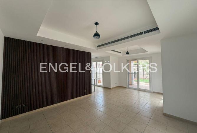 77780665 - Property Image 3