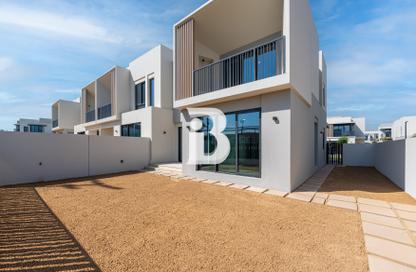 Townhouse - 4 - 5 for rent in Jebel Ali Village Townhouses - Jebel Ali Village - Jebel Ali - Dubai