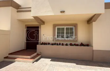 فيلا - 3 غرف نوم - 3 حمامات للايجار في الينابيع 10 - الينابيع - دبي