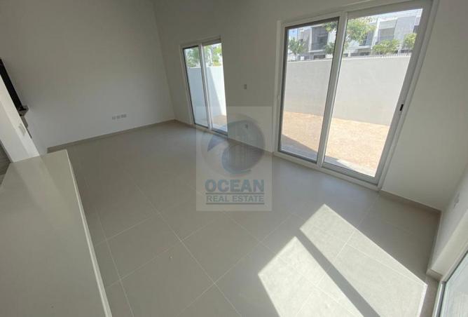 64437053 - صورة العقار 3