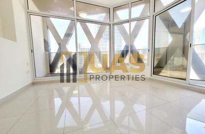 Apartment - 1 Bedroom - 2 Bathrooms for rent in Infinity Building - Al Satwa - Dubai