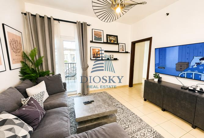 Renovated | Spacious | Available on September 30 photo 2