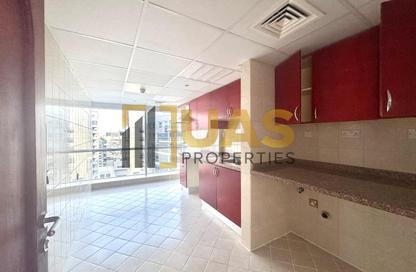 Apartment - 3 - 4 for rent in Zeenah Building - Port Saeed - Deira - Dubai