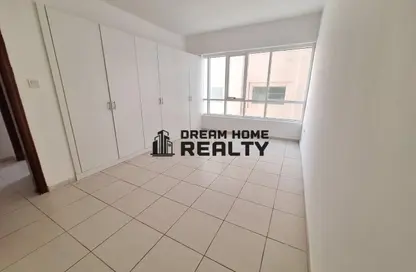 شقة - 2 غرف نوم - 3 حمامات للايجار في شارع التعاون الجديد - التعاون - الشارقة