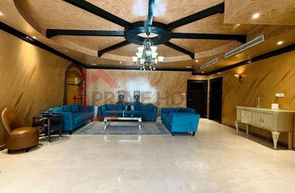 Villa - 5 Bedrooms - 6 Bathrooms for rent in Umm Suqeim 1 Villas - Umm Suqeim 1 - Umm Suqeim - Dubai