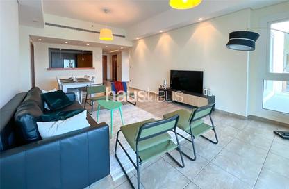 Apartment - 2 Bedrooms - 4 Bathrooms for rent in Marina Residences 3 - Marina Residences - Palm Jumeirah - Dubai