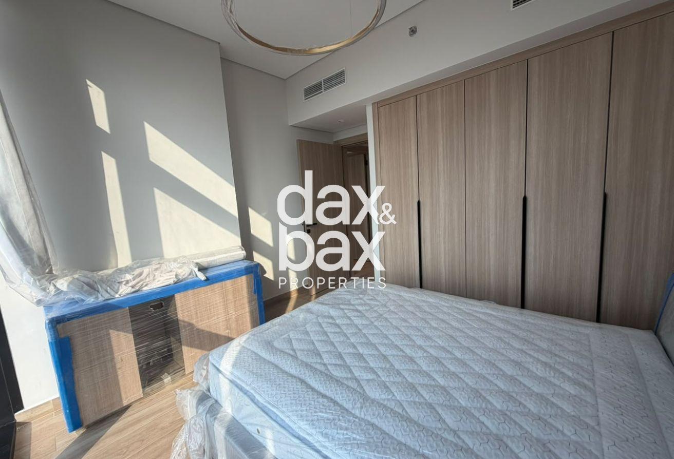 Furnished | Balcony & City Views | Vacant photo 11