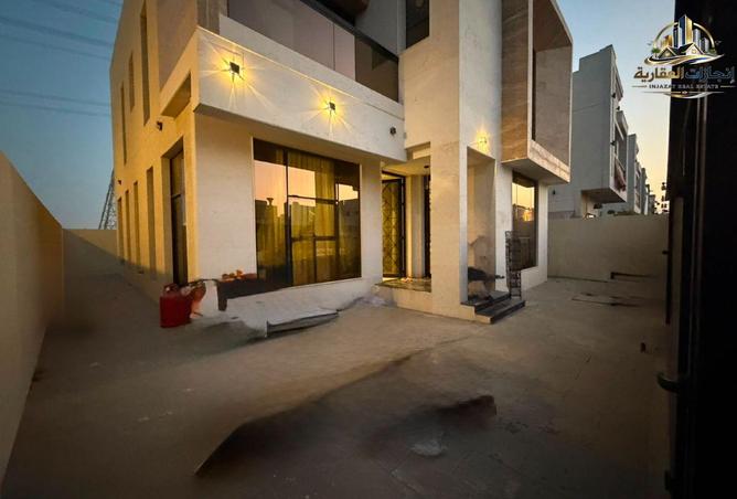 117701938 - Property Image 2