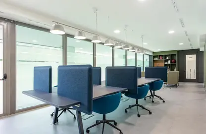 مكتب - استوديو - 4 حمامات للايجار في مركز الفردان - المجاز 3 - المجاز - الشارقة