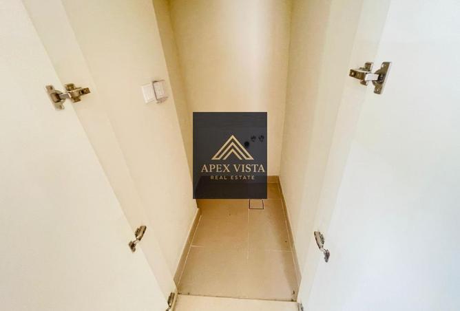 142850654 - Property Image 2