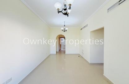 Apartment - 2 Bedrooms - 2 Bathrooms for rent in Al Yakka Residence - Al Mankhool - Bur Dubai - Dubai