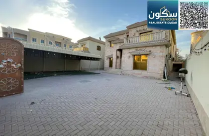 فيلا - 5 غرف نوم - 6 حمامات للايجار في 2 المويهات - المويهات - عجمان