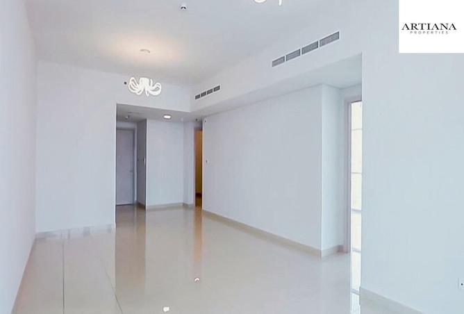83652543 - Property Image 2