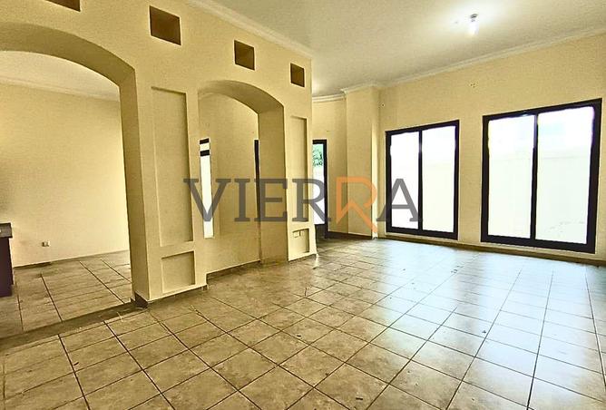 78185436 - Property Image 2