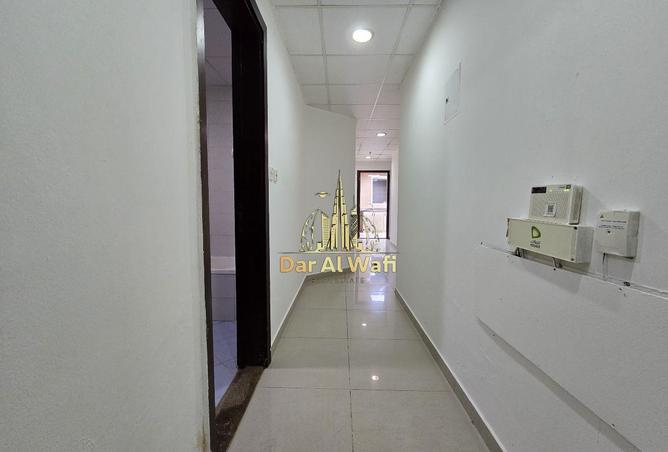 128854288 - Property Image 3