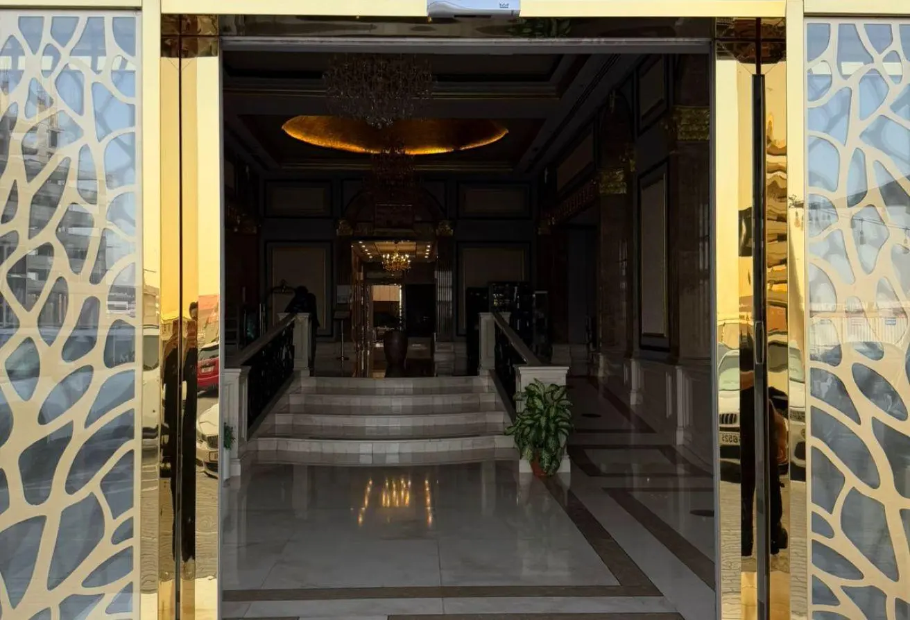 87037204 - Property Main Image