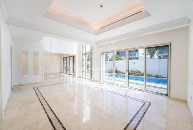 74625731 - Property Image 2