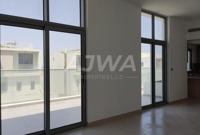 68681130 - Property Image 3