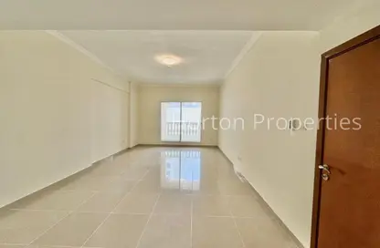 Apartment - 3 Bedrooms - 4 Bathrooms for rent in Plaza Residences 1 - Plaza Residences - District 13 - Jumeirah Village Circle - Dubai