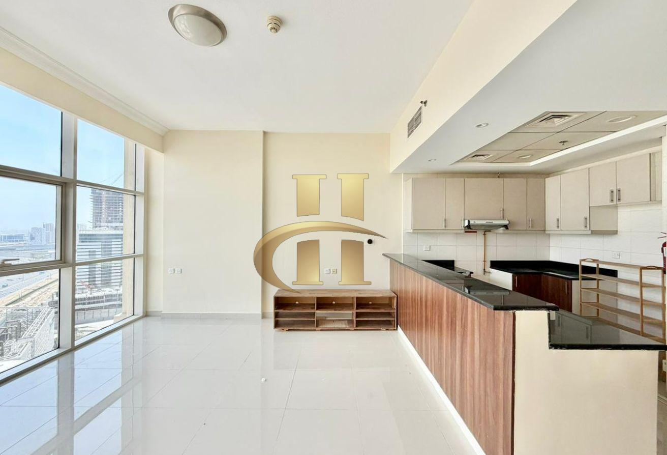 Biggest Layout | Highest Floor | Ready To Move photo 8