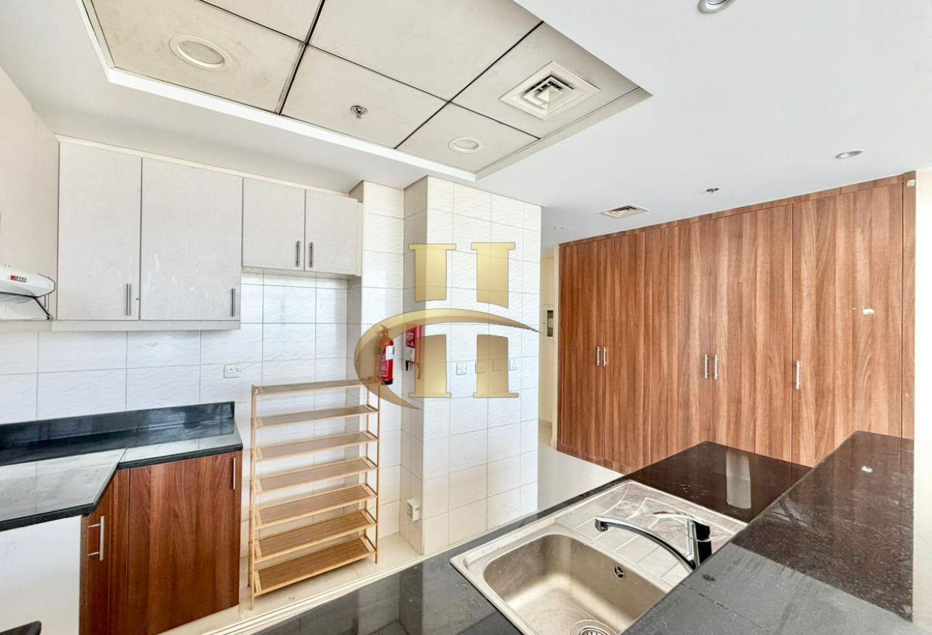 Biggest Layout | Highest Floor | Ready To Move photo 4