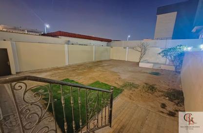 Villa - 4 Bedrooms - 5 Bathrooms for rent in Mohamed Bin Zayed Centre - Mohamed Bin Zayed City - Abu Dhabi