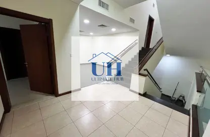 فيلا - 5 غرف نوم - 5 حمامات للايجار في الكرامة - أبوظبي