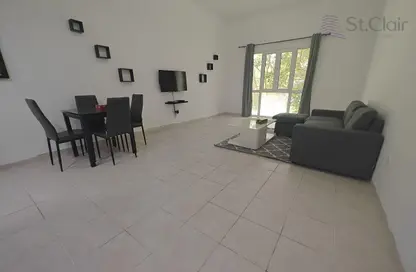 شقة - غرفة نوم - 2 حمامات للايجار في مبنى 183 - طراز مغولي - ديسكفري جاردنز - دبي