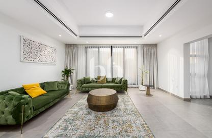 Villa - 4 Bedrooms - 4 Bathrooms for rent in Umm Suqeim 3 Villas - Umm Suqeim 3 - Umm Suqeim - Dubai
