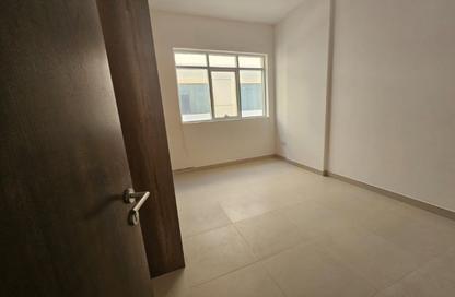 Apartment - 1 Bedroom - 2 Bathrooms for sale in Al Amira Village - Al Yasmeen - Ajman