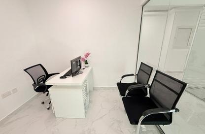Co-working space - Studio - 1 for rent in Fatima Mohammad Ahmad Bin Suleiman Building - Al Raffa - Bur Dubai - Dubai