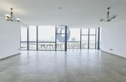 شقة - 3 غرف نوم - 5 حمامات للايجار في منطقة طريق المطار - منطقة القرهود - دبي