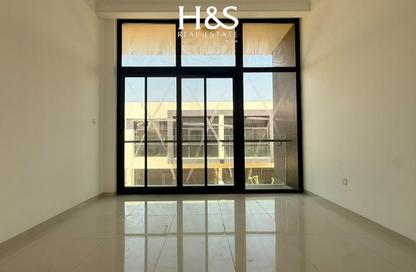 Villa - 3 - 4 for rent in Flora - Damac Hills - Dubai
