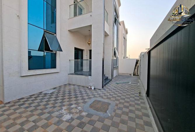 132019045 - Property Image 2