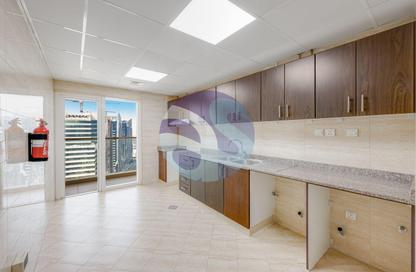 Apartment - 2 Bedrooms - 3 Bathrooms for rent in Coral Tower - Business Bay - Dubai