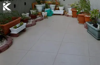 Apartment - 2 Bedrooms - 2 Bathrooms for sale in Gulf Tower - Emirates City - Ajman