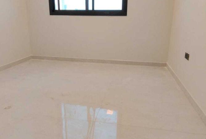 108600001 - Property Image 3