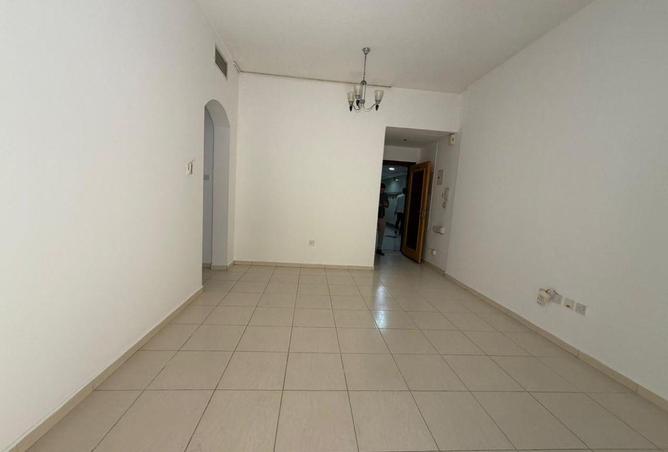 87453460 - صورة العقار 2