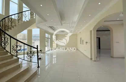 Villa - 6 Bedrooms - 7 Bathrooms for rent in Al Muhaisnah 1 - Al Muhaisnah - Dubai