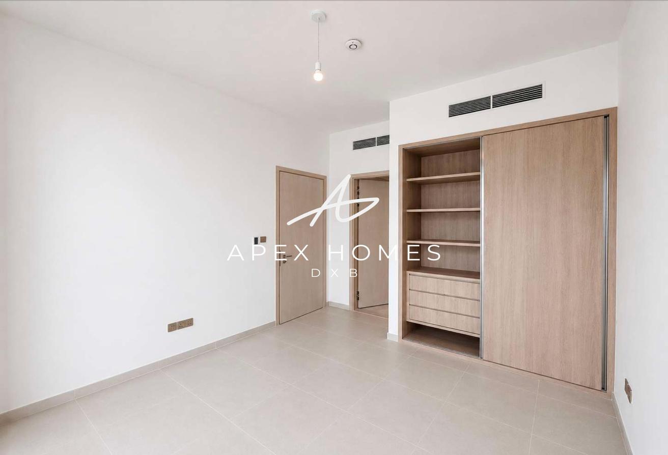 Brand New | Motivated Owner | Ready photo 24