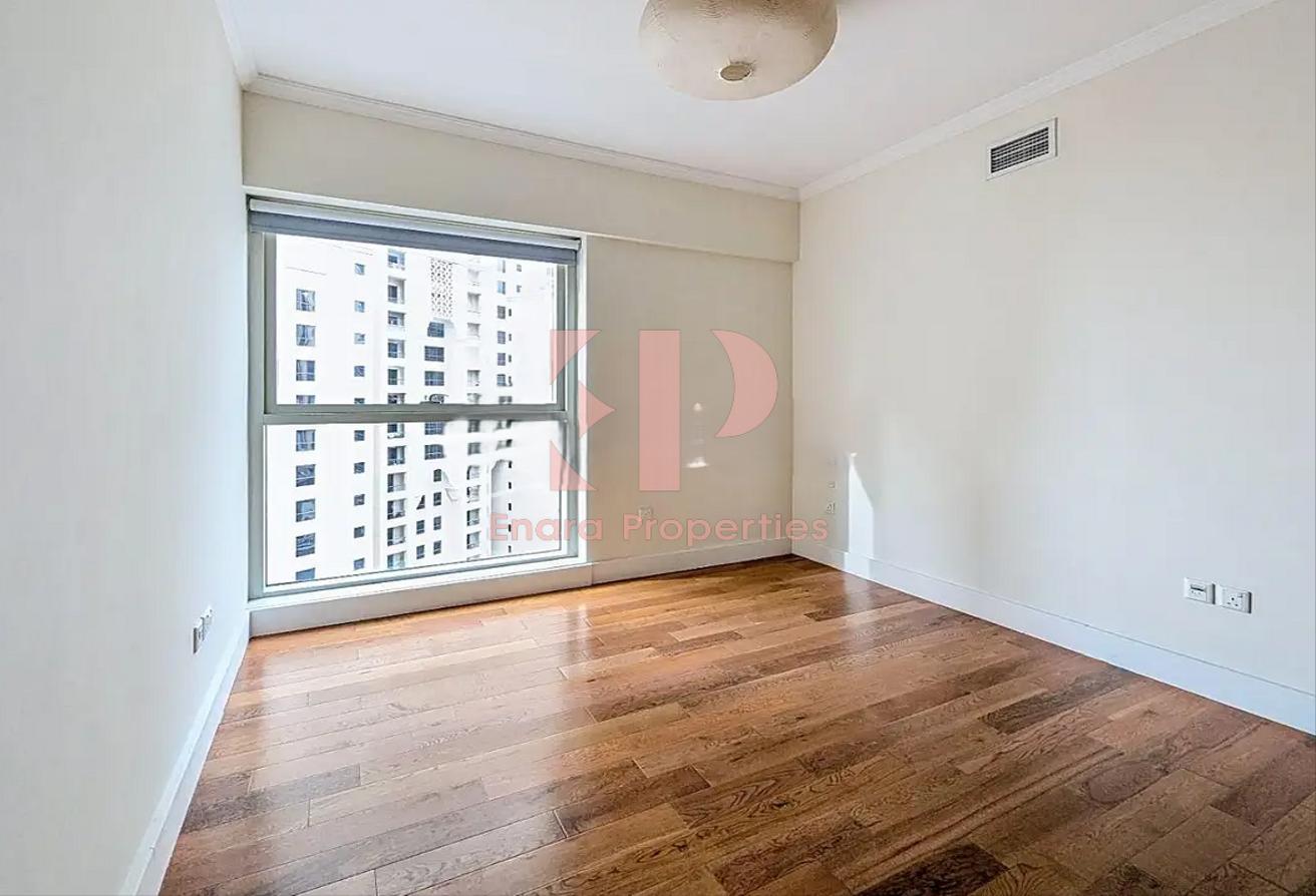 Modern Apartment | Prime Location | Spacious photo 6