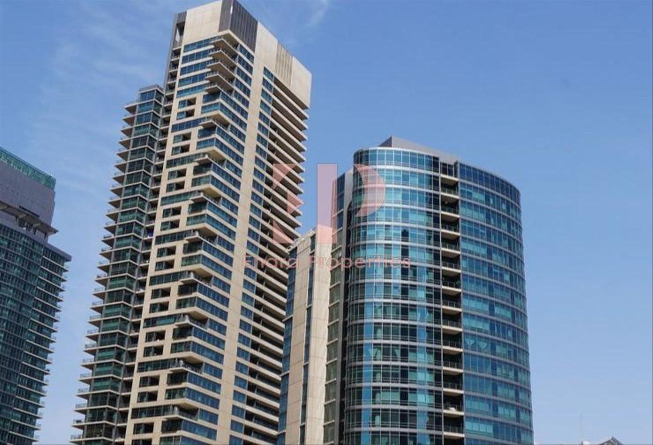 Modern Apartment | Prime Location | Spacious photo 2