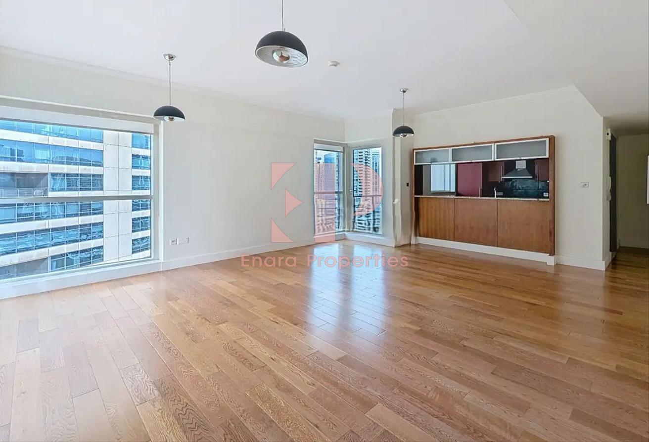 Modern Apartment | Prime Location | Spacious photo 3
