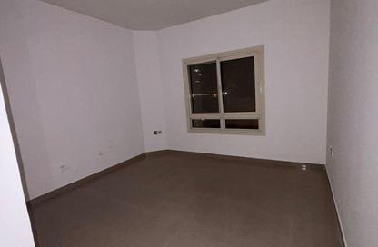 Apartment - 2 Bedrooms - 2 Bathrooms for rent in New Al Taawun Road - Al Taawun - Sharjah