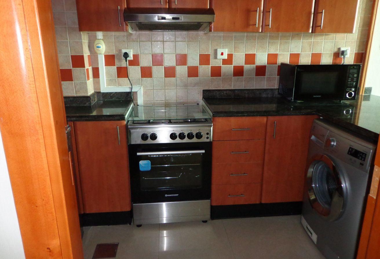 Next to Metro Furnished 1BR Dubai Marina photo 5
