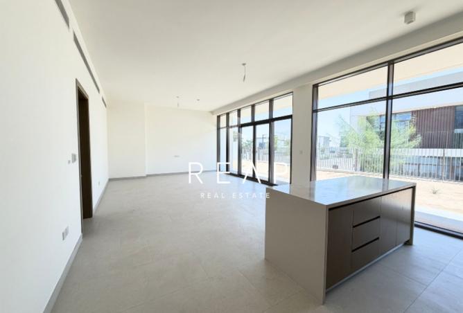126579408 - Property Main Image