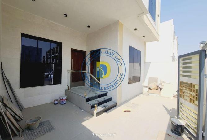 72304712 - Property Image 2