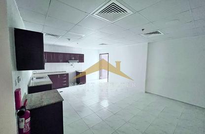 Apartment - 1 Bedroom - 2 Bathrooms for rent in RAK Tower - Al Seer - Ras Al Khaimah