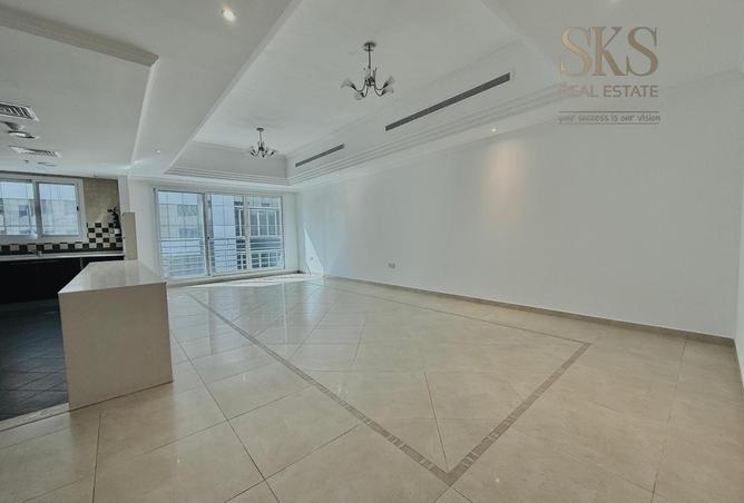 126114001 - Property Image 2