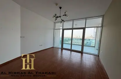 شقة - 1 حمام للايجار في مساكن الجوهرة - مثلث قرية جميرا - دبي